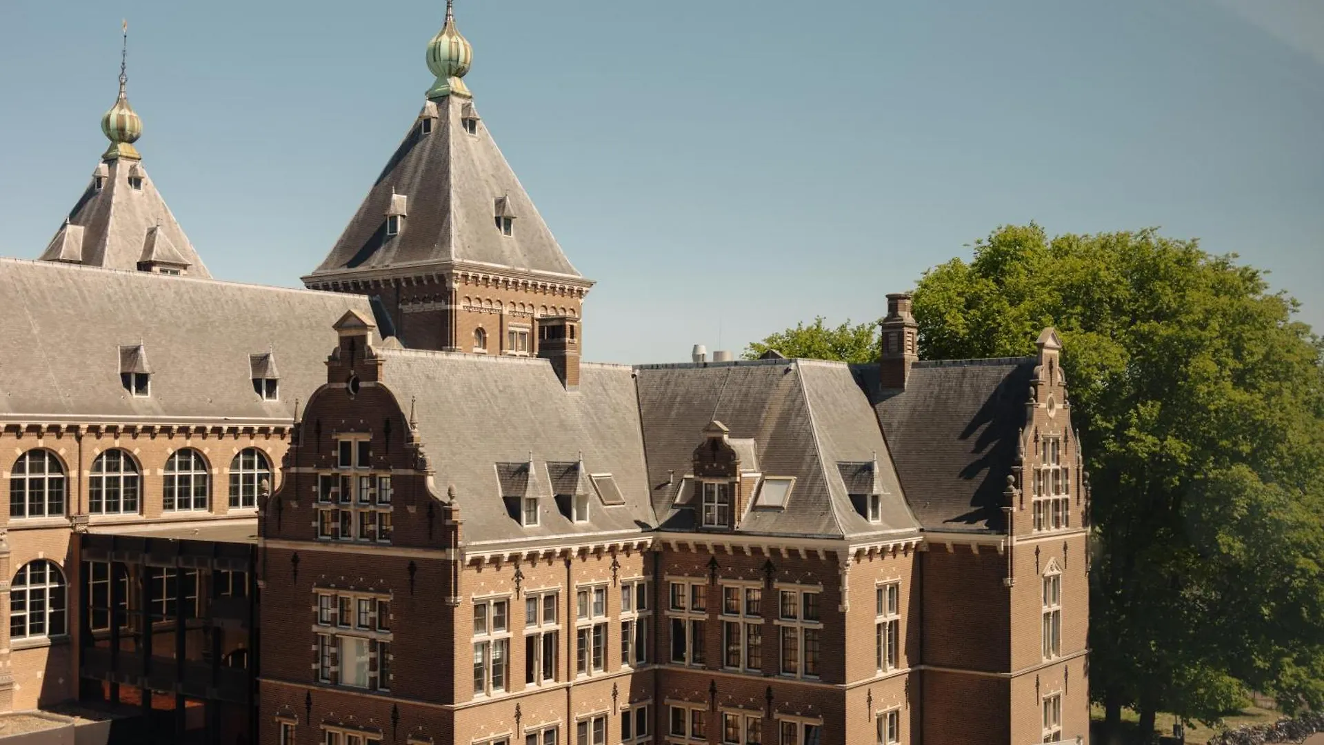 Hotel V Oosterpark by Conscious Amsterdam